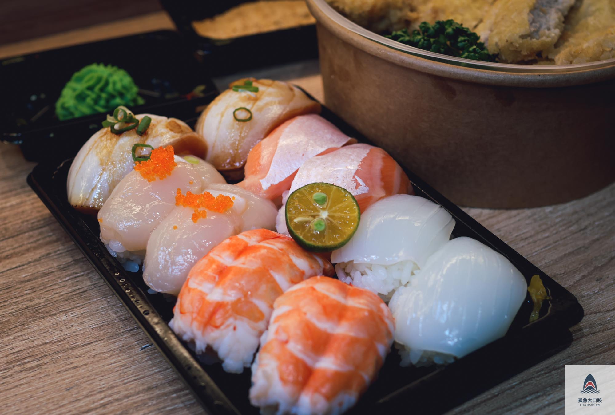 【新竹美食】享稻壽司 Enjoy Sushi，高水準新鮮平價壽司外帶專門店，新竹北區美食推薦（菜單） @鯊魚大口咬