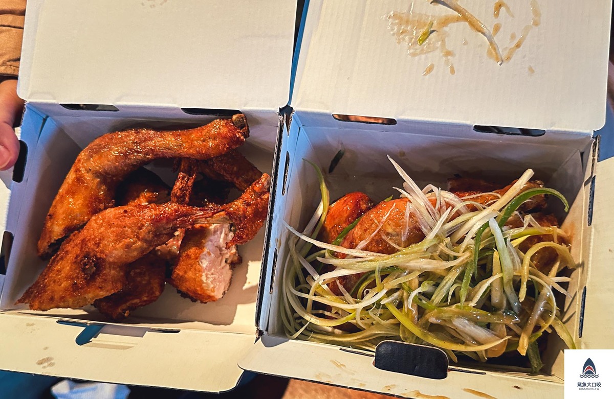 【韓國美食】TWOTWO炸雞連鎖店，首爾鐘路三店推薦 @鯊魚大口咬